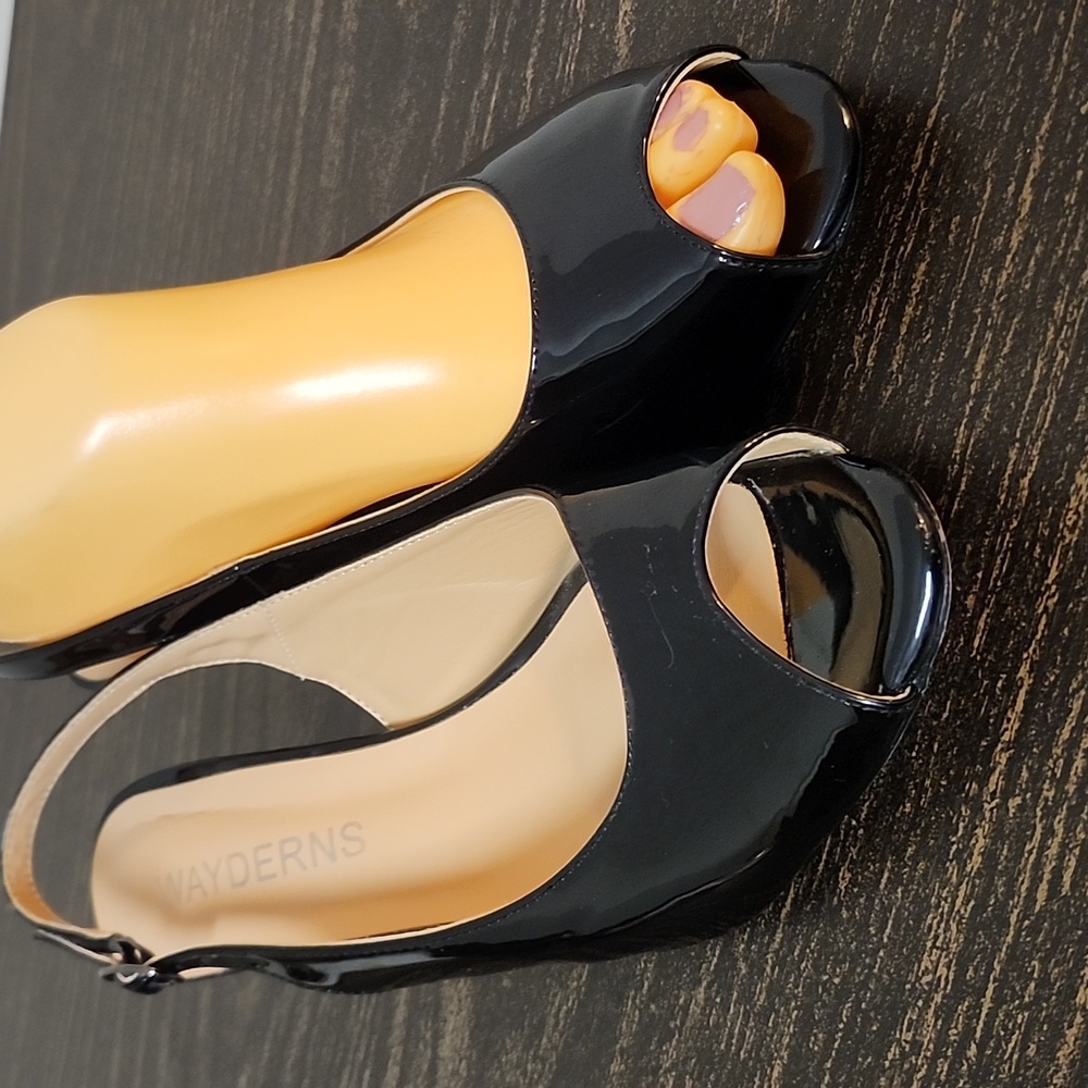 WAYDERNS Peep Toe Patent Leather Slingback Ankle Strap Kitten Low Heel Pumps 9